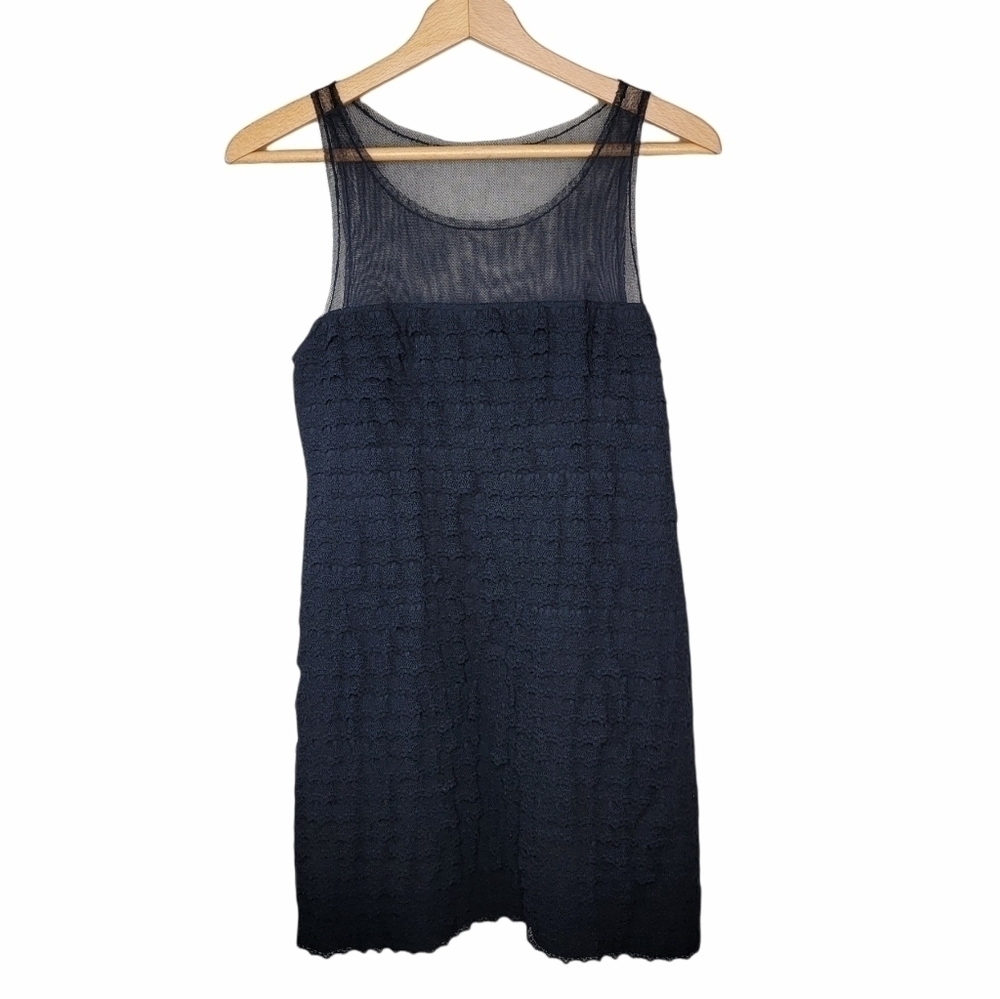 BCBGMaxAzria Tiered Body Mesh Upper Black Dress Size 4 Cocktail Party Classic